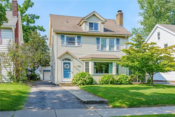 84 Harwick Road, Rochester, NY 14609