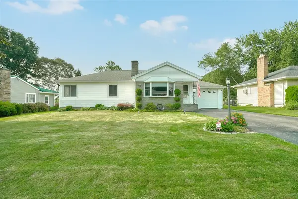 75 Silverdale Drive, Rochester, NY 14609