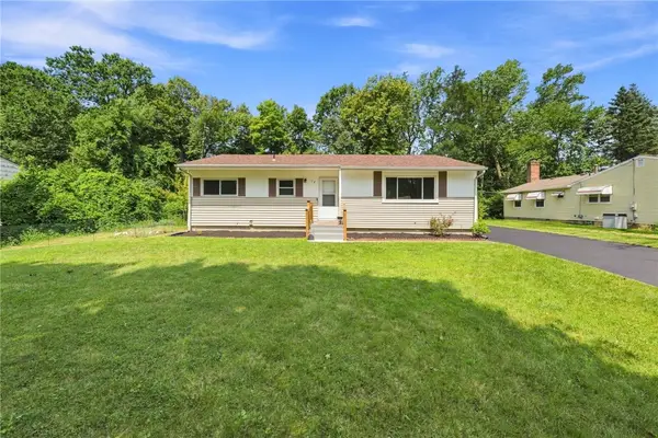 152 Princess Drive, Rochester, NY 14623