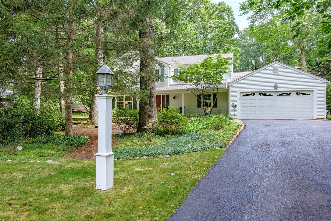 10 Birling Gap, Fairport, NY 14450 - #1