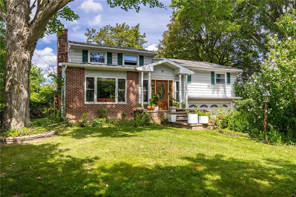 2104 Penfield Road, Penfield, NY 14526