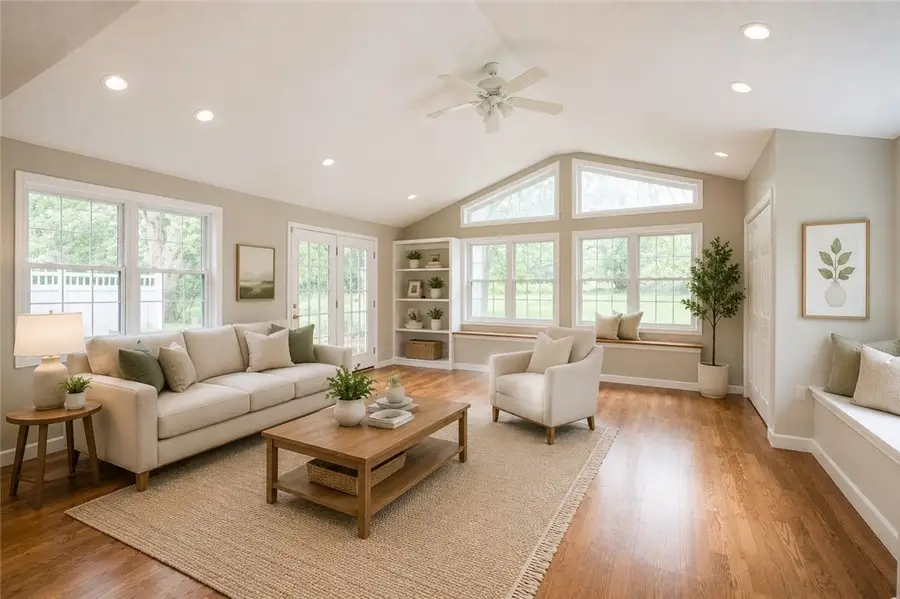24 Carriage Court, Pittsford, NY 14534 - #2