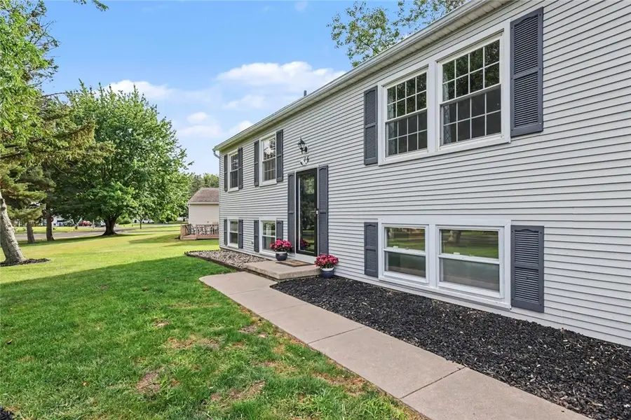 16 Strussenberg Drive, Hilton, NY 14468 - #3