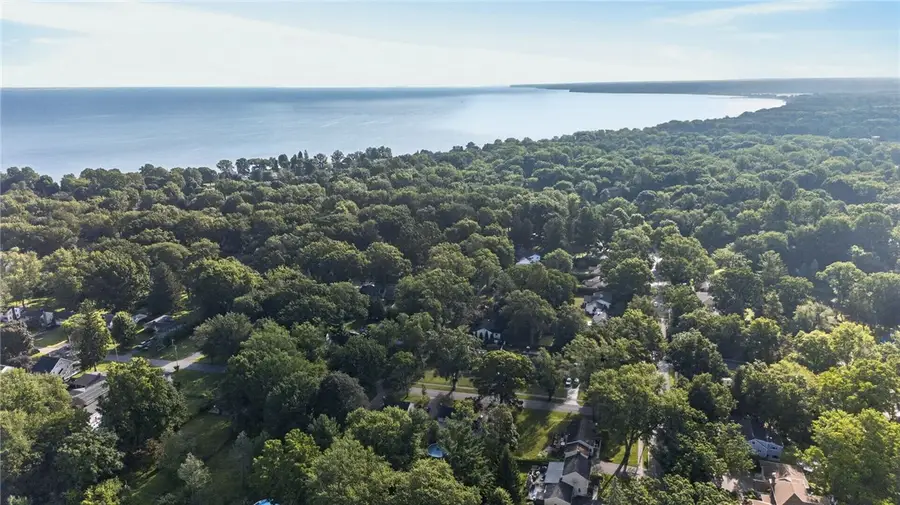 41 Rock Beach Road, Rochester, NY 14617 - #3