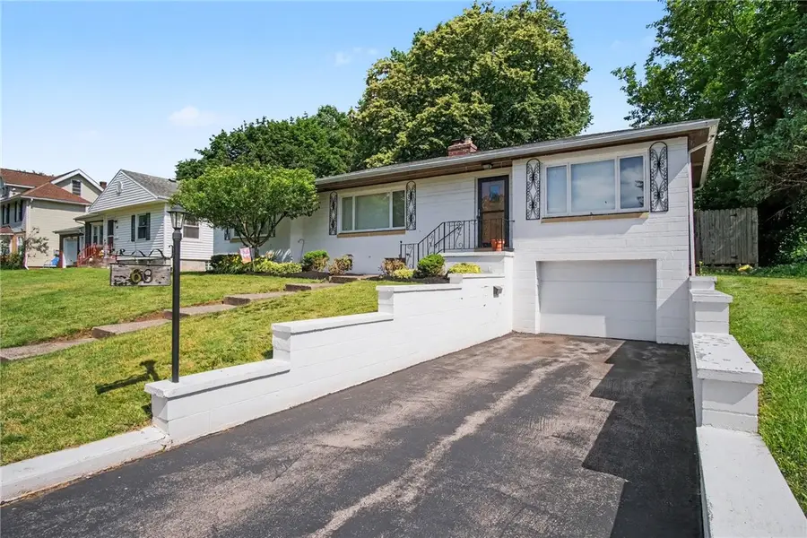 60 Longcroft Road, Rochester, NY 14609 - #3