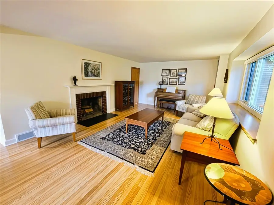 320 Weymouth Drive, Rochester, NY 14625 - #3