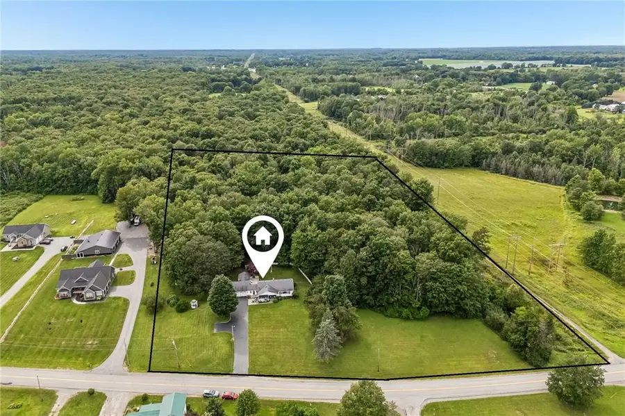 8696 Hopkins Road, Batavia, NY 14020 - #3