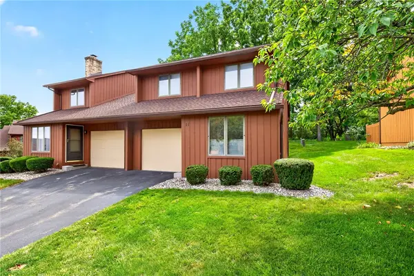 11 Spring Hill, Fairport, NY 14450