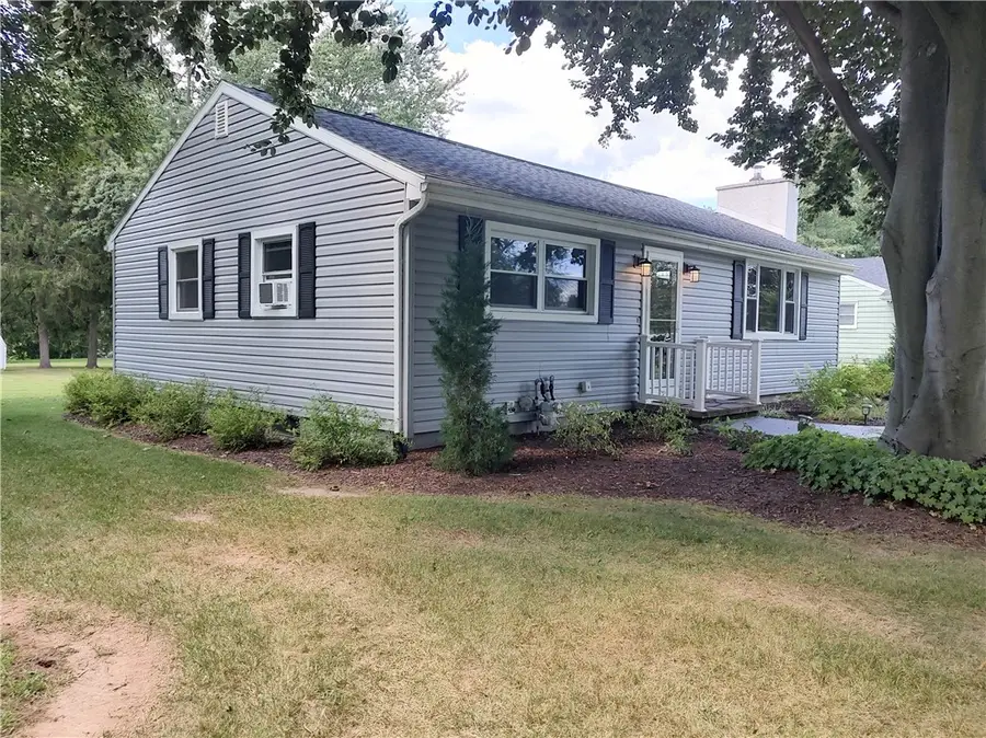8 Stevenson Street, Seneca Falls, NY 13148 - #3