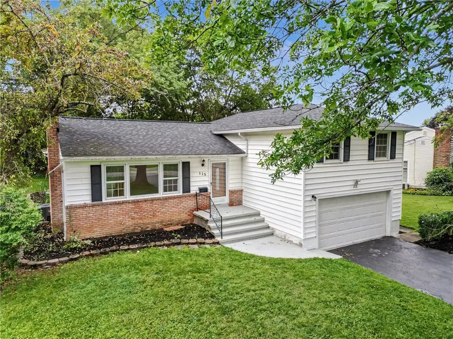 115 Dunrovin Ln, Rochester, NY 14618 - #2