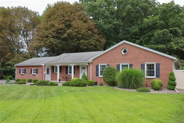 166 Nob Hill, Rochester, NY 14617