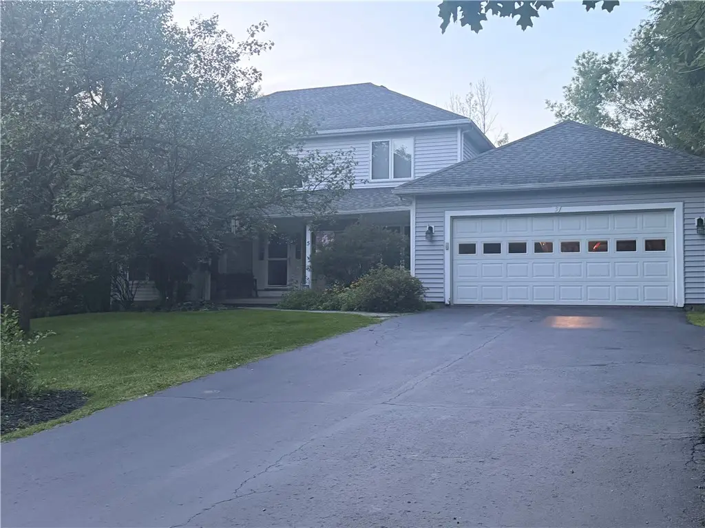 5 Owls Rst, Honeoye Falls, NY 14472 - #1