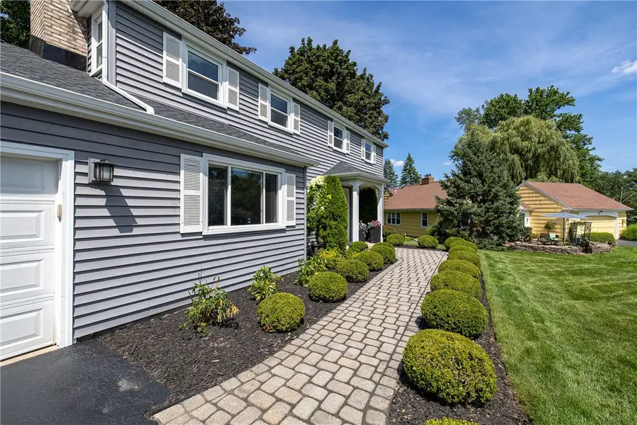 6 Hannans Court, Fairport, NY 14450 - #3
