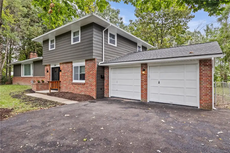 234 Rhea Crescent, Rochester, NY 14615 - #3