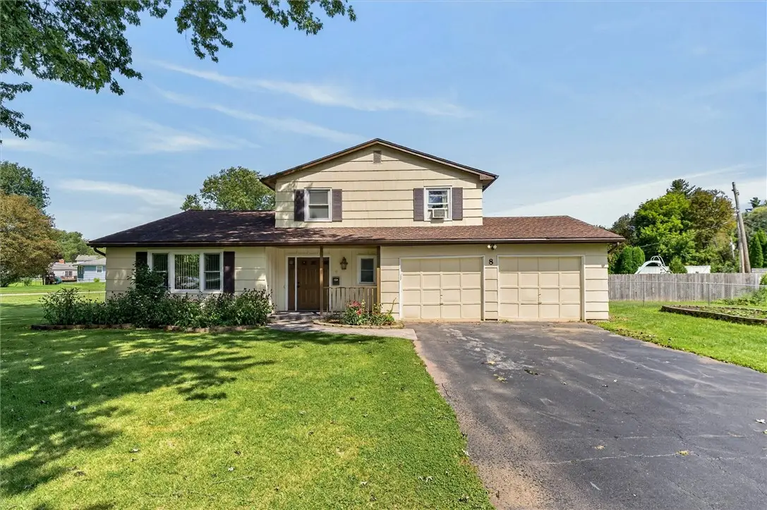 8 Mendota Circle, Rochester, NY 14626 - #1