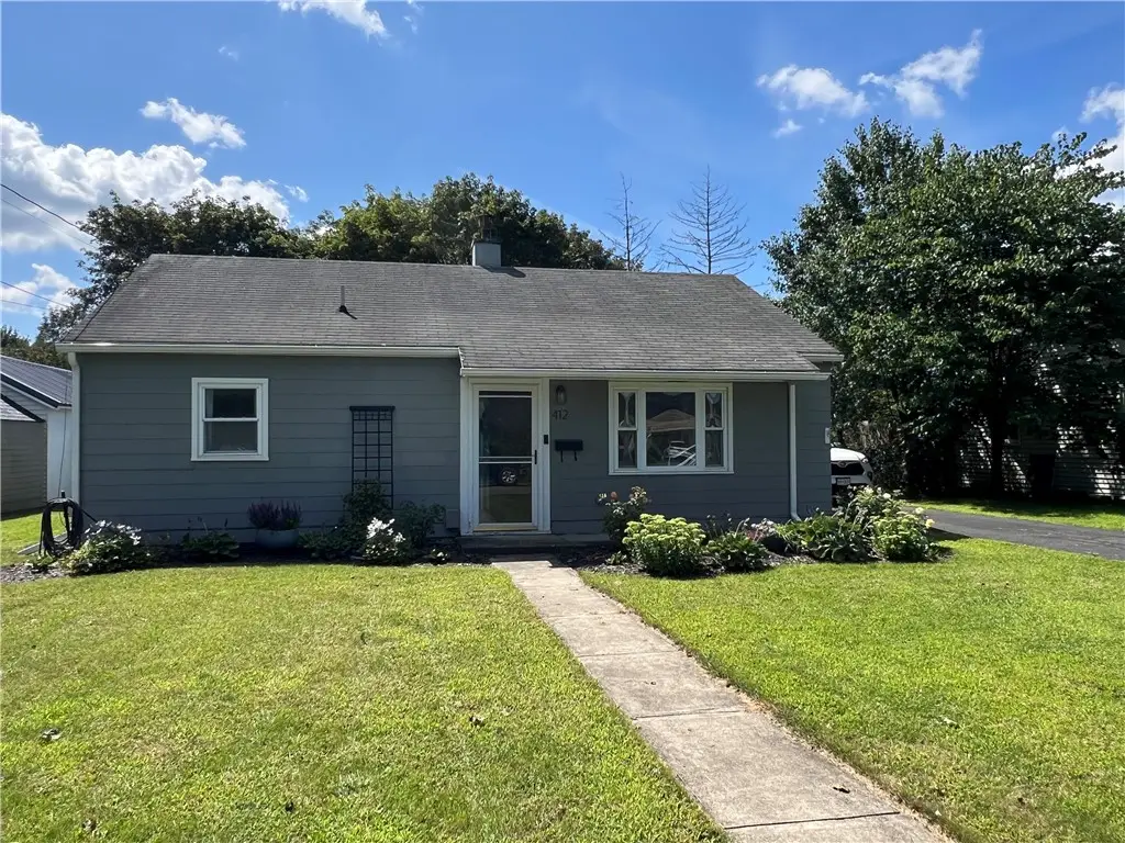 412 Shelbourne Street, Horseheads, NY 14845 - #1