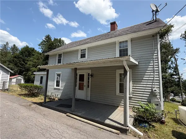 6 Holmes Avenue, New Berlin, NY 13411