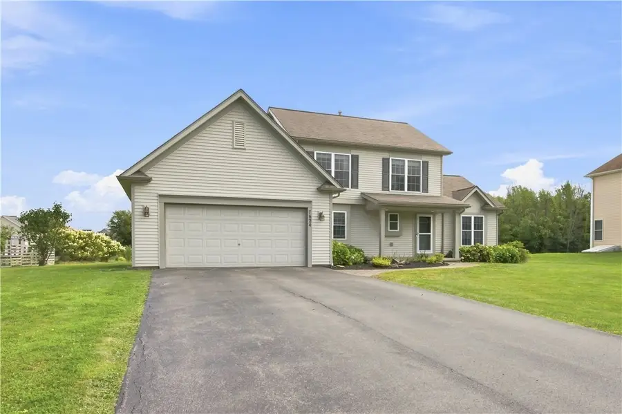 7624 Lake Meadow Drive, Ontario, NY 14519 - #2