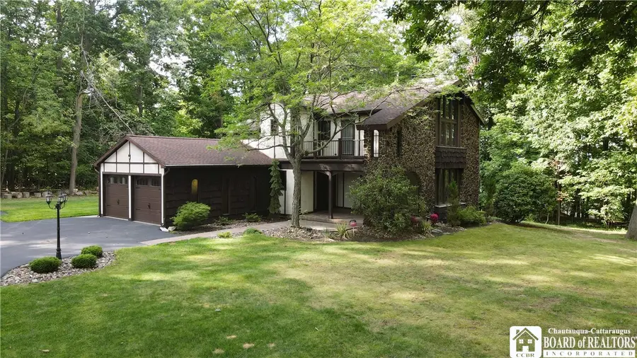 9 Stewart Avenue, Silver Creek, NY 14136 - #2