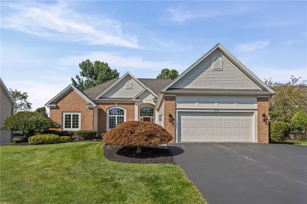 516 East Moreno Dr, Rochester, NY 14626