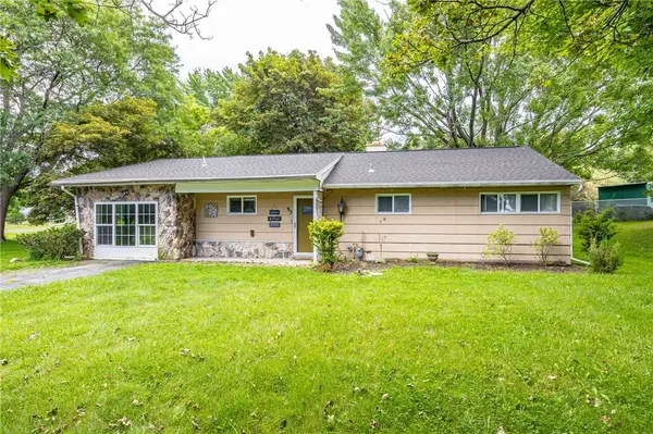 95 Castle Road, Rochester, NY 14623