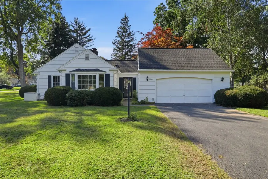 5 Duncott Road, Fairport, NY 14450 - #2