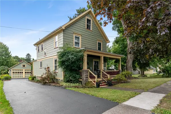 10 Park Street, Shortsville, NY 14548