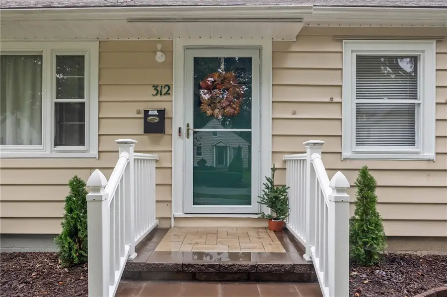312 Avery Street, Rochester, NY 14606 - #2