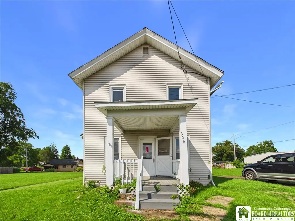 306 Wayne Street, Olean, NY 14760 - #1