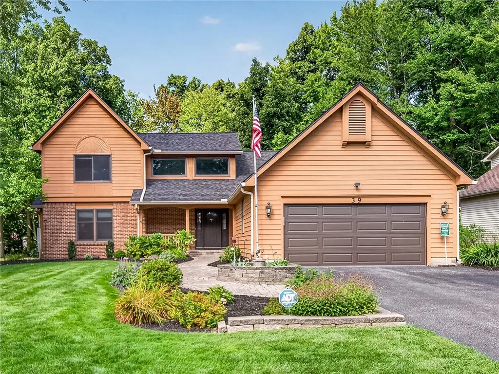 39 Wood Run Circle, Rochester, NY 14612 - #1