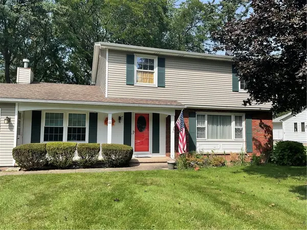 11 Old Barn Circle, Penfield, NY 14526