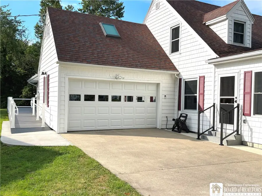 370 Lake Shore Drive West, Dunkirk, NY 14048 - #2
