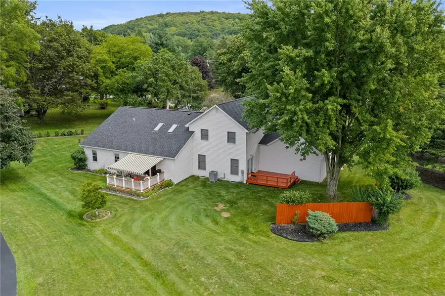 2 Hampton Circle, Fairport, NY 14450 - #3