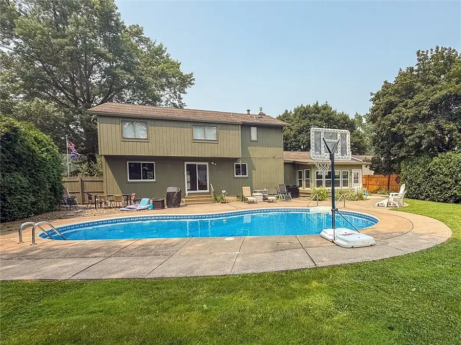 180 Apple Creek Lane, Rochester, NY 14612 - #3