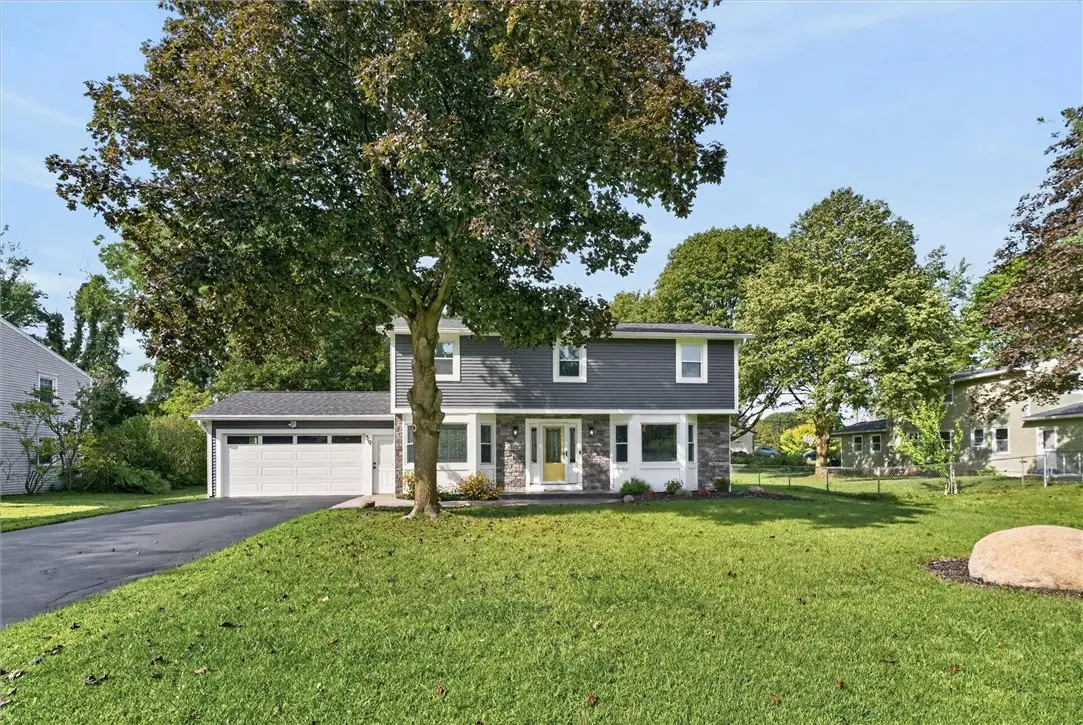 39 Heatherwood Rd, Fairport, NY 14450 - #1