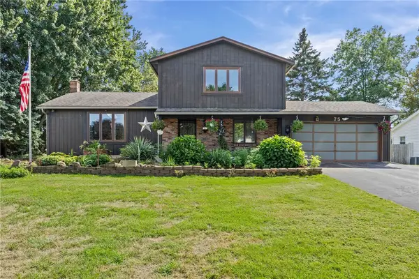 75 Woodedge Lane, Rochester, NY 14626