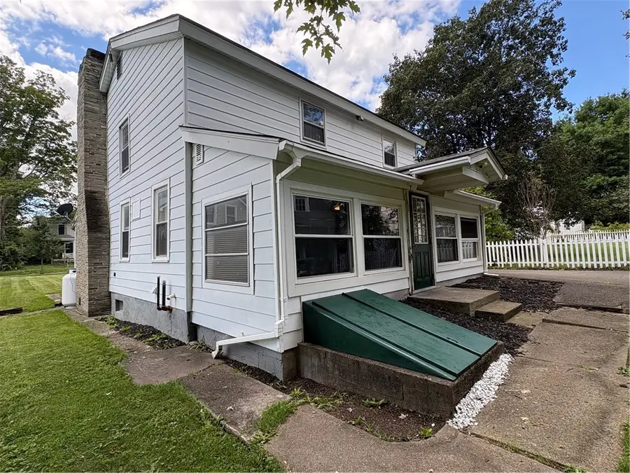 18 Taylor Street, Oxford, NY 13830 - #3