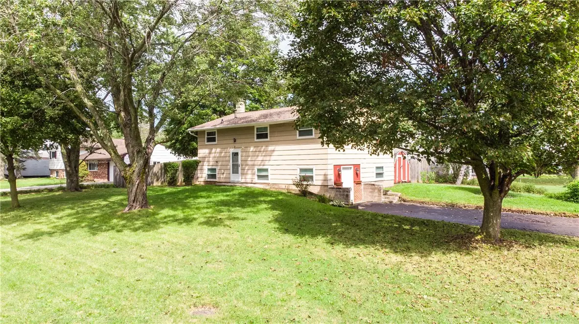 47 Golden Rod Lane, Henrietta, NY 14623 - #1