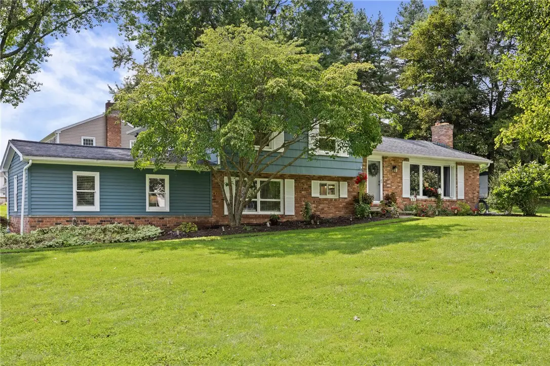 51 Southern Hills Circle, Henrietta, NY 14467 - #1