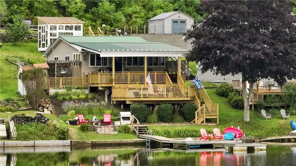 1942 W Shore Road, Bath, NY 14810