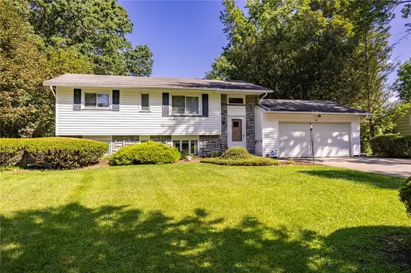 48 Old Pond Road, Rochester, NY 14625