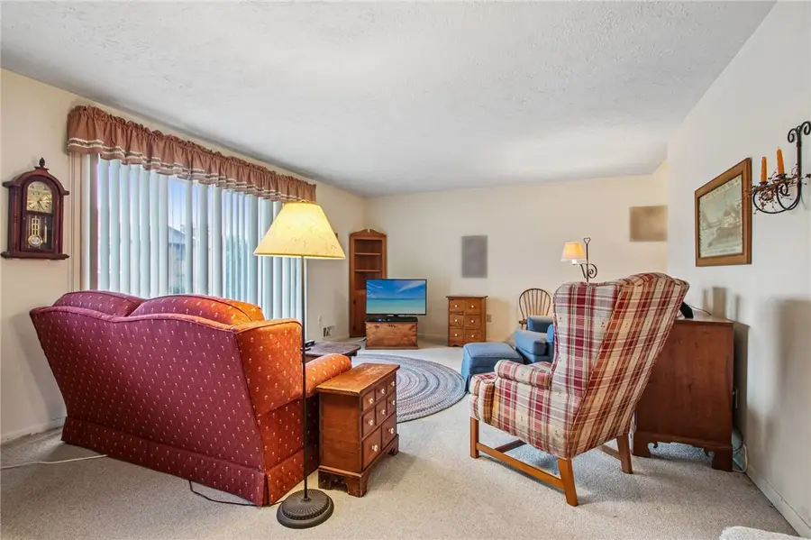 8 High Gate Trail #1, Fairport, NY 14450 - #3