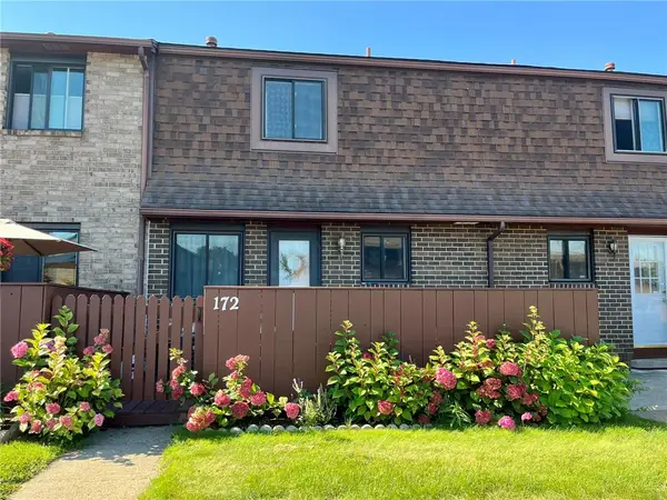 172 Surrey Hill Way Way, Rochester, NY 14623