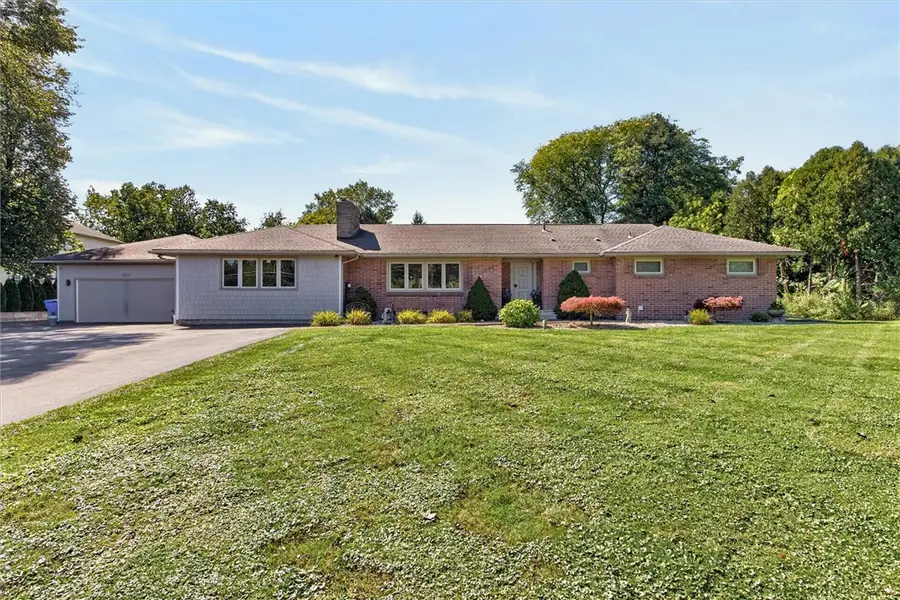 1625 Five Mile Line Road, Penfield, NY 14526 - #2
