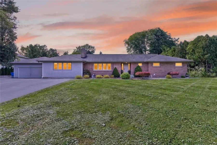1625 Five Mile Line Road, Penfield, NY 14526 - #3