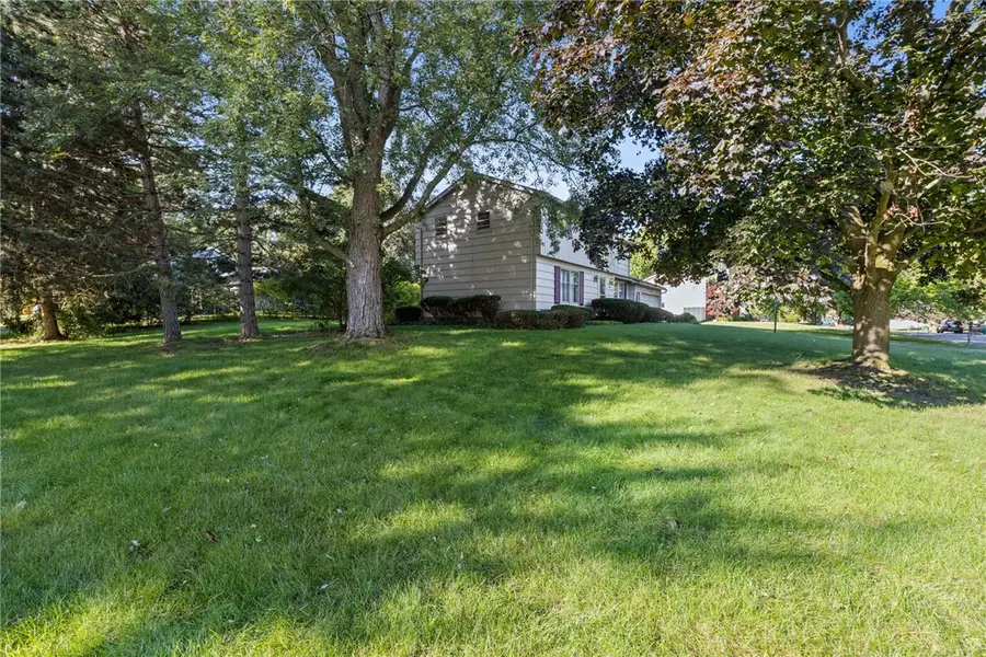 185 Viennawood Drive, Rochester, NY 14618 - #2