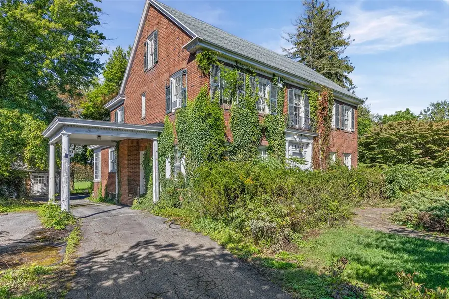 3905 Ridge Road, Williamson, NY 14589 - #2