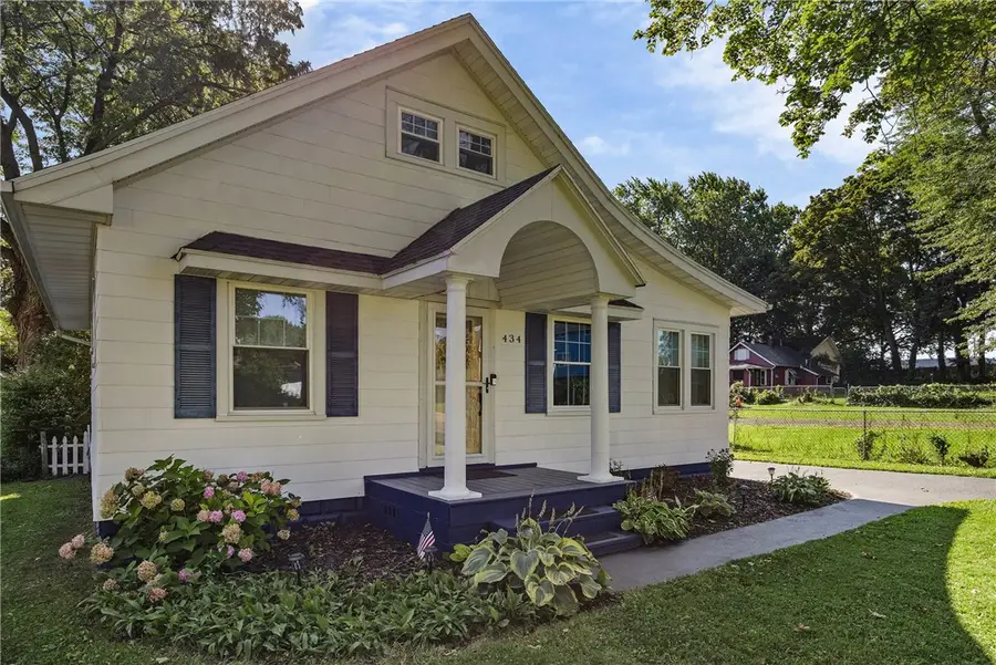 434 Crossfield Road, Rochester, NY 14609 - #2
