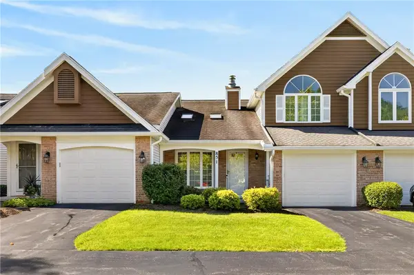 85 Eaglesfield, Fairport, NY 14450