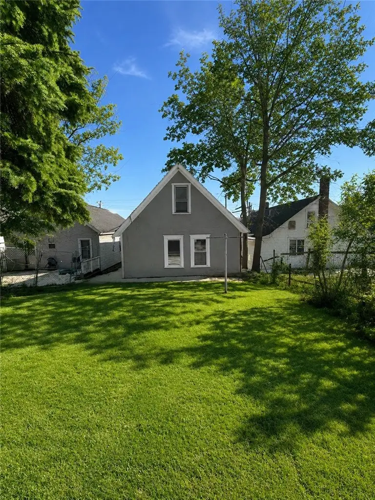 1421 Burnet Avenue, Syracuse, NY 13206 - #2